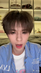 何浩楠直播 何浩楠真的好温柔啊，直播里对粉丝说话轻声细语，就算是开玩笑也很有分寸