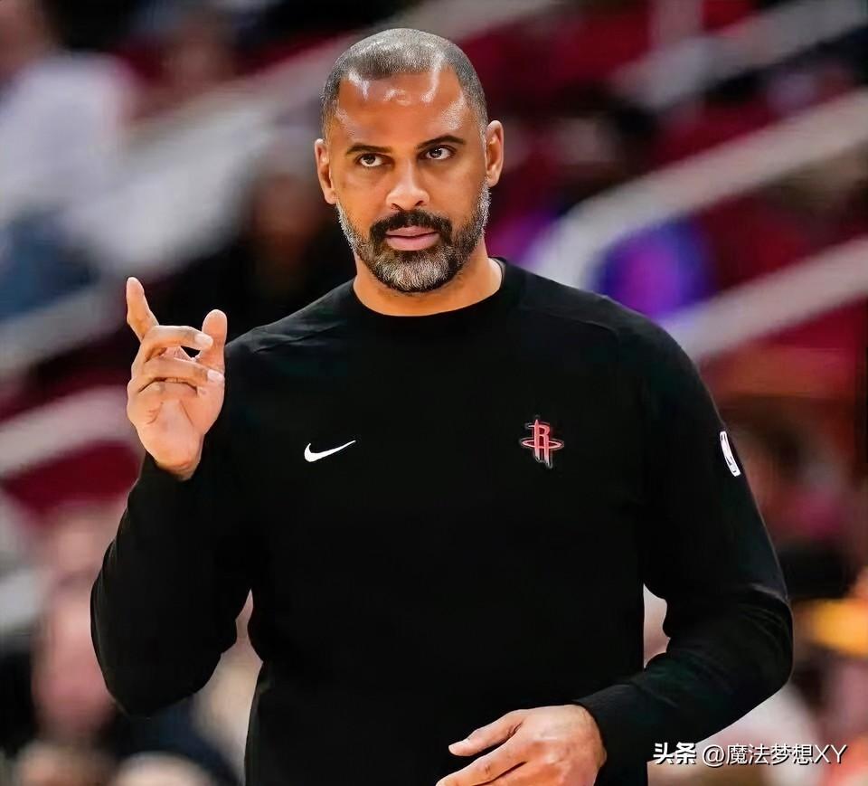 火箭今天输麻了
看完他们2分负于森林狼的比赛
不得不说，火箭这赛季很可能
就排在