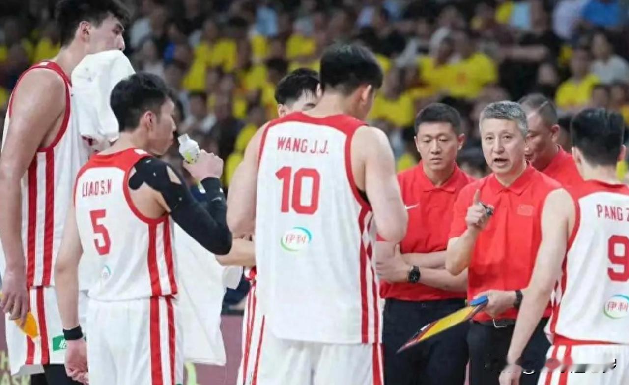 91比81赢了以年轻球员为主的澳大利亚混编队，比分确实好看，但中国男篮最怕的，从