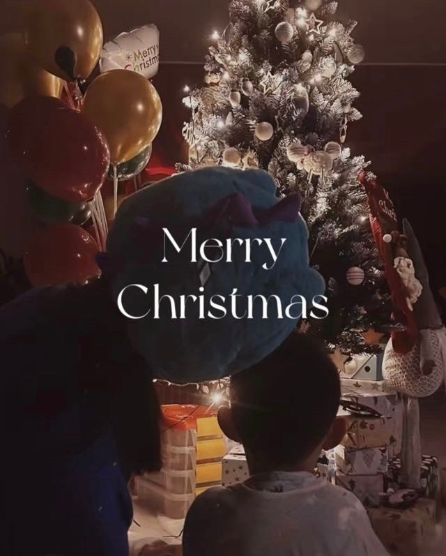 #赵丽颖儿子背影照#   赵丽颖儿子背影照，想想耳朵和赵丽颖好像呀，肯定也是个小