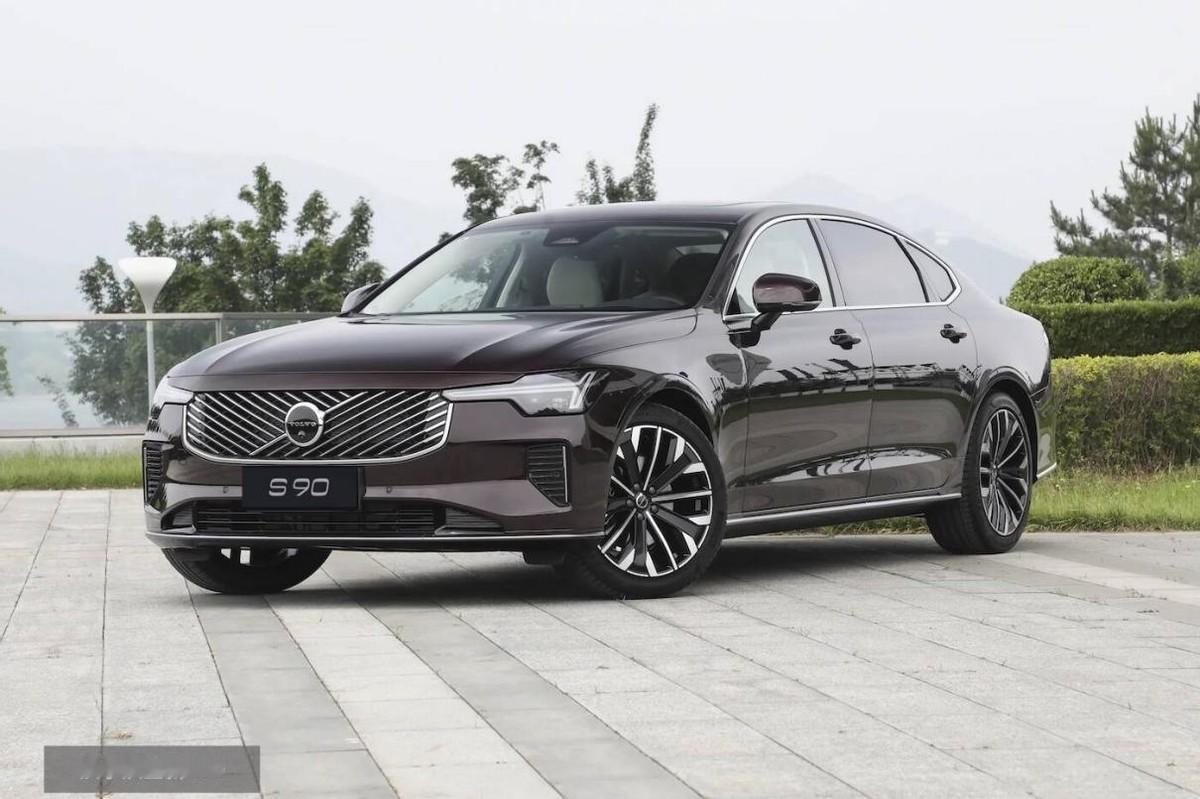 30 多万买 C 级旗舰，沃尔沃全新 S90 对比奥迪 A6L ，安全、舒适谁给