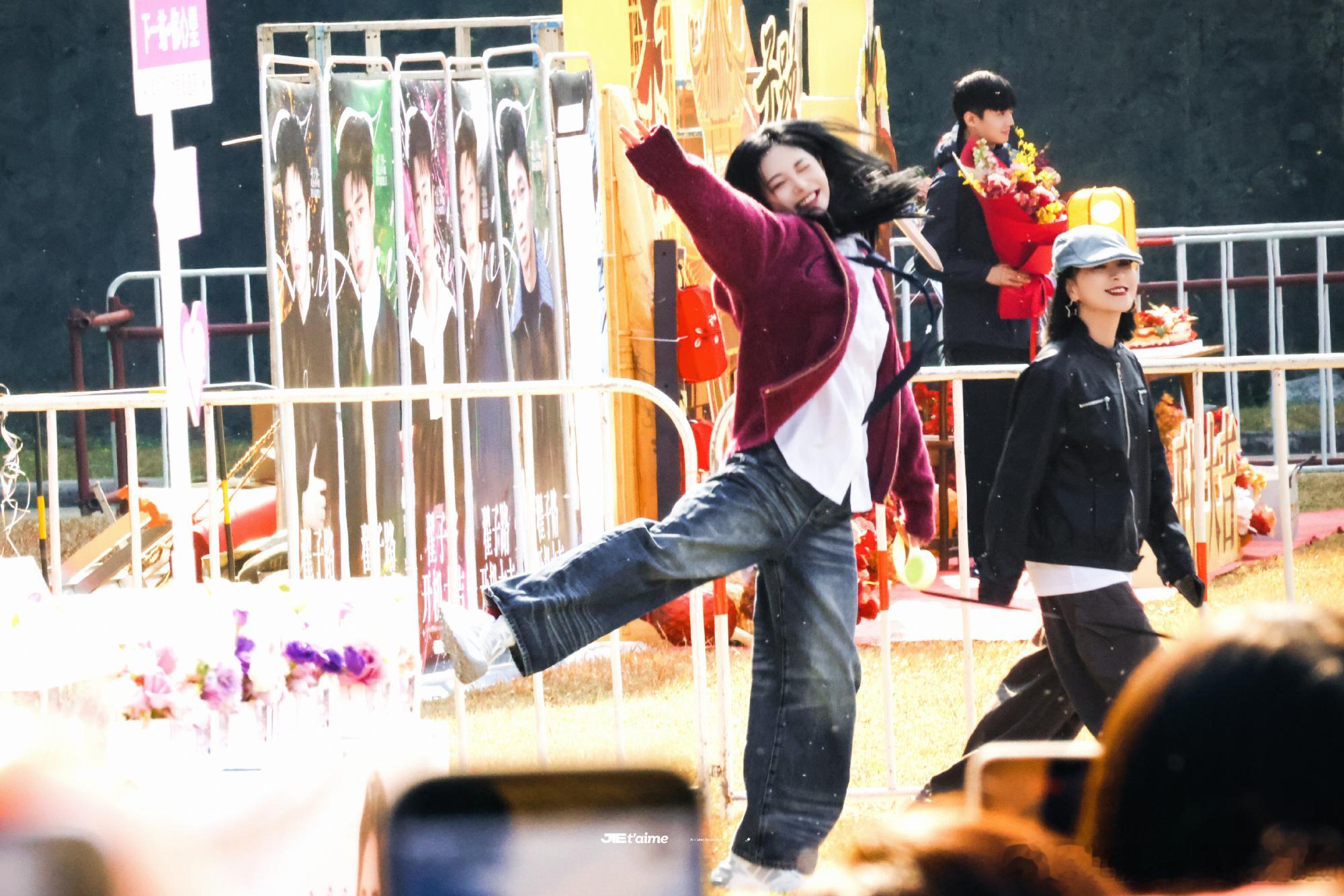 不让江山周洁琼四番只要是周洁琼饰演的角色，我都会认真去看。温柔又努力的女孩值得被