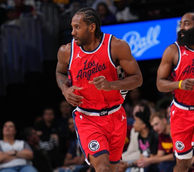 泰伦·卢：伦纳德和哈登都配得上全明星，他们俩扛起了球队1月26日讯 NBA常规赛