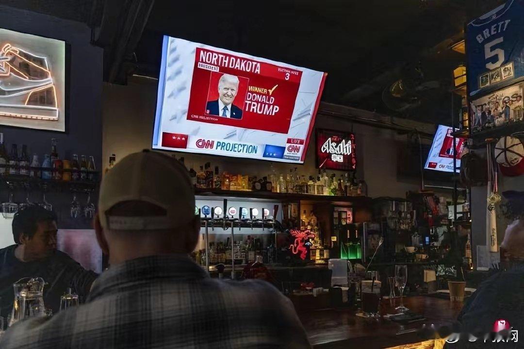 新加坡的专家发出警告，如果特朗普再次当选并发起贸易战，中国GDP可能会下滑2%，