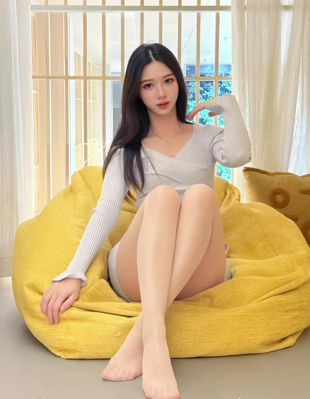 油光肉色🧦，与可爱的小姐姐！小姐姐 可爱 性感油光袜