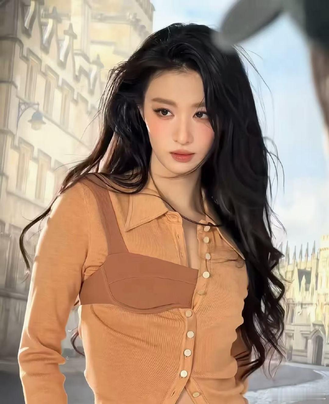 王楚然金色梦境妆王楚然金色梦境妆好美！王楚然化的金色梦境妆