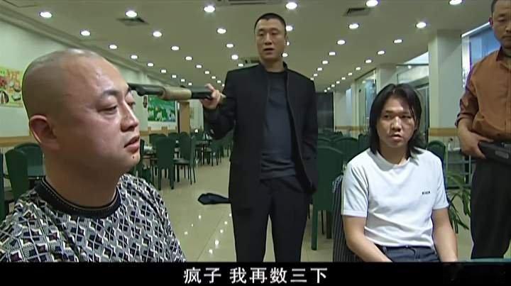 老铁们，给小日子翻译一下什么是火控雷达锁定。重点是我们的飞行员，大拇指按在发射按