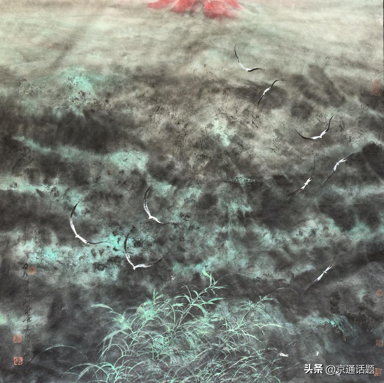 时光如流，转眼已是立秋，夏日积攒的遗憾与失意，都会伴着徐徐秋风慢慢消散。夏日未完