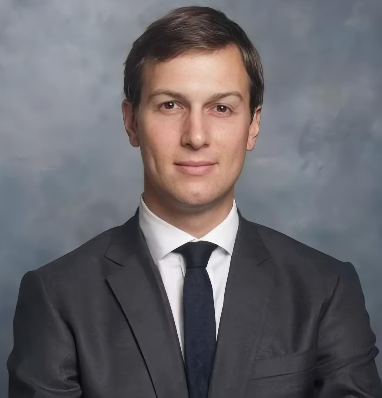 有人问库什纳在美国政府内无职无权，特朗普为何让他以核心成员名义参加俄乌和平协议谈