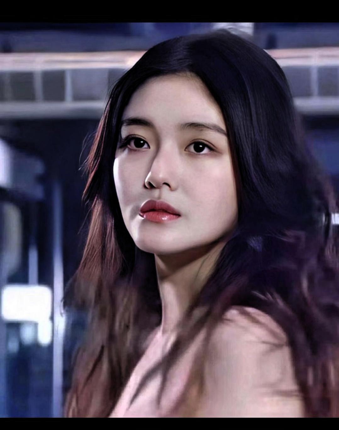 大S再婚还领钱，汪小菲被逼疯？
这事儿真不是闹着玩的。
法院都出手了，还说啥“感