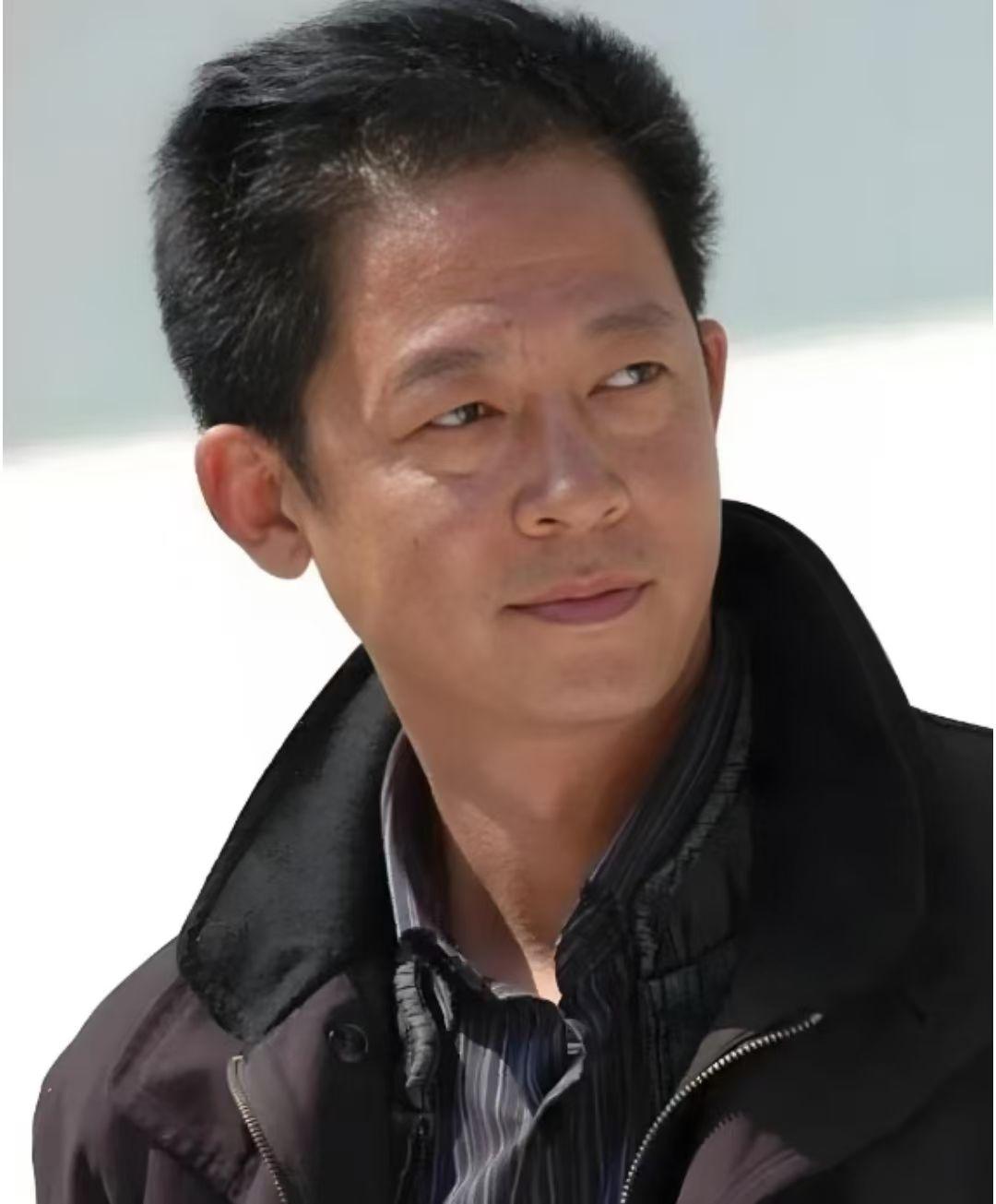 智者一句非常扎心的一段话：
“当贫穷到了一定的程度，
你就根本没有能力，
去学习