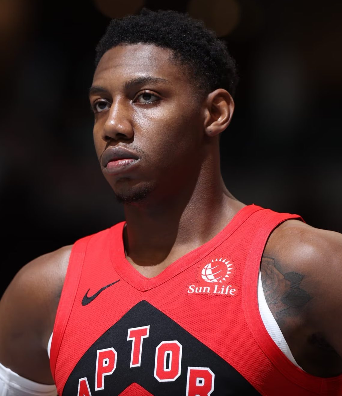 Evan Sidery：国王与猛龙近期围绕萨博尼斯展开了试探性的交易谈判，萨博尼