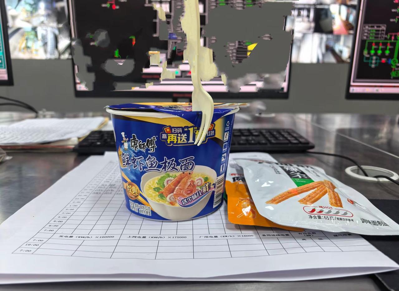 饿了就吃，困了就睡，其它的都已经不重要了......