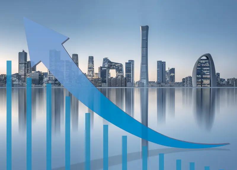 【中国内地2025年新增的70位亿万富豪，主要来自IT等高科技行业，年龄层相对其