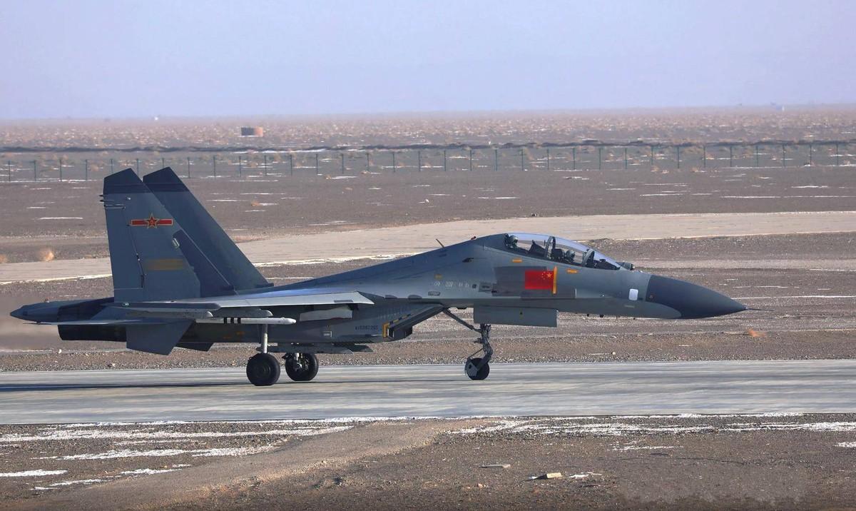 美国飞行员发现一个怪现象，每次他们抵近中国侦察，伴飞拦截他们的可不是歼20，也不