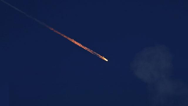 美国和伊朗的这场大火，越烧越旺了。
 
随着最高领袖哈梅内伊、伊朗伊斯兰革命卫队