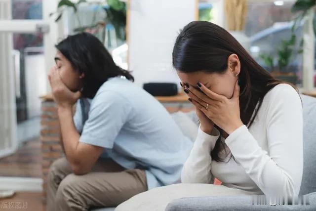 “大反转！”北京，女子和丈夫买房，房产证仅落她一人之名。离婚时，女子承诺：前公婆