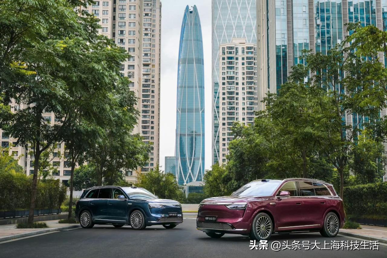 问界M8开下来的感受就是，家用选它是真的踩在需求点上了😌 车身用料能感觉到扎实