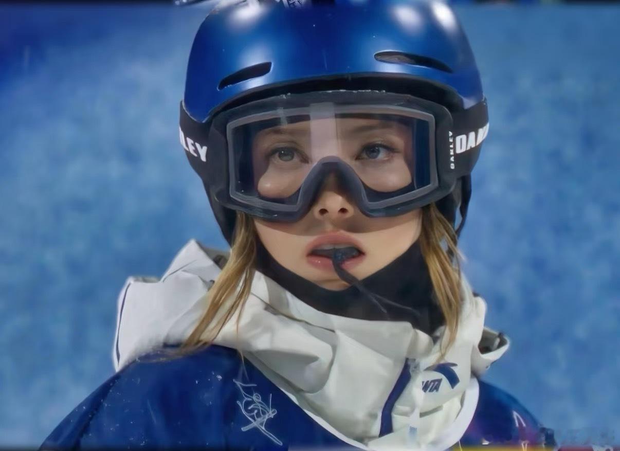 谷爱凌第三滑94.75分熬夜看谷爱凌比赛，非全职运动员，奥运三项比赛，紧张行程下