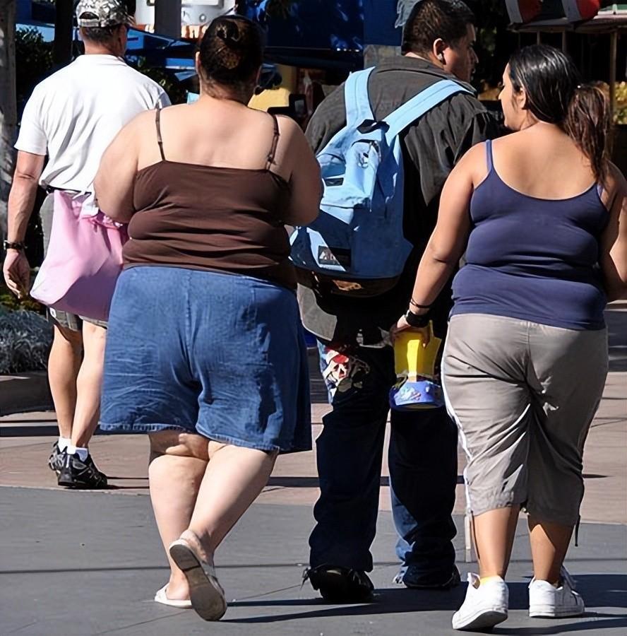 我国的中年肥胖率真的远超欧美了吗？

经常刷新闻、看短视频的人，大概率会看到一种