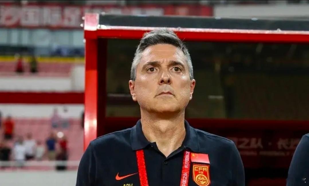 中国队抵达迪拜，正式备战U23亚洲杯，2周4场热身，荷乙核心加入整个2026年国