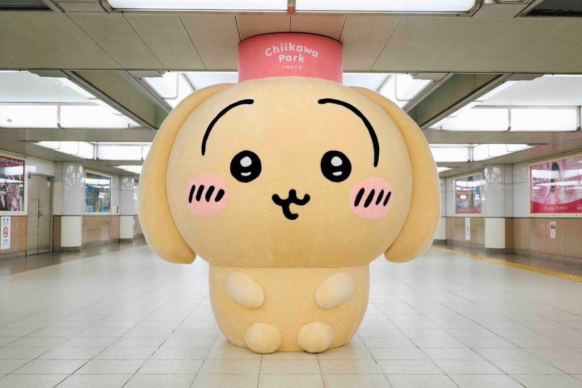 日本池袋车站柱子变成了Chiikawa惹 ​​​