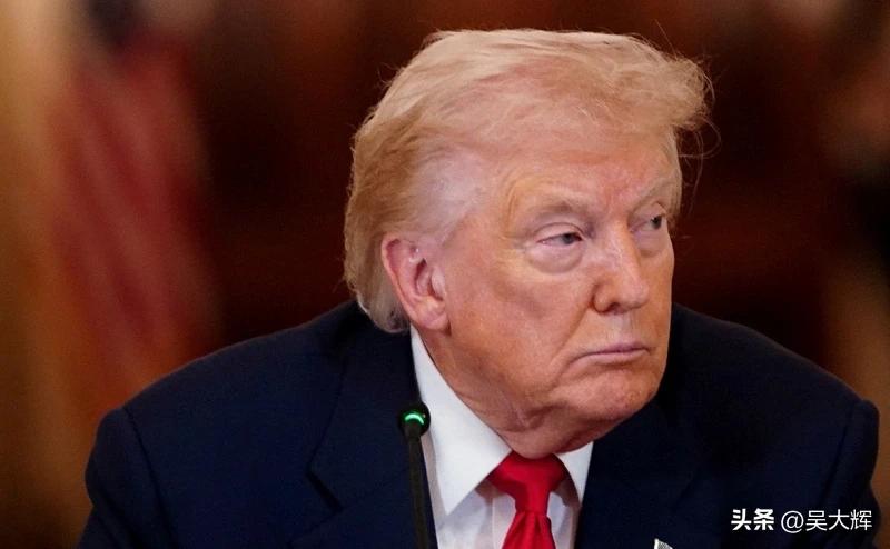 特朗普：我已不再关心诺贝尔委员会对我的看法
 
特朗普在接受《华盛顿观察家报》采