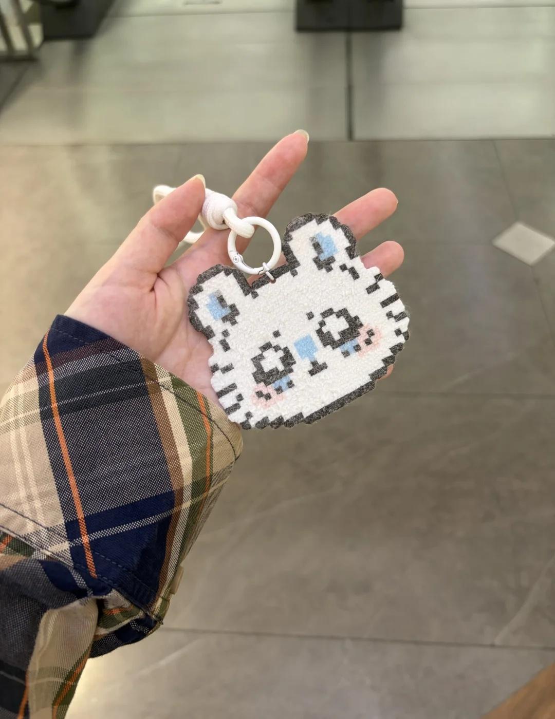 比我萌的没我坏 比我坏的不存在
飞鼠宝宝 莫莫咖