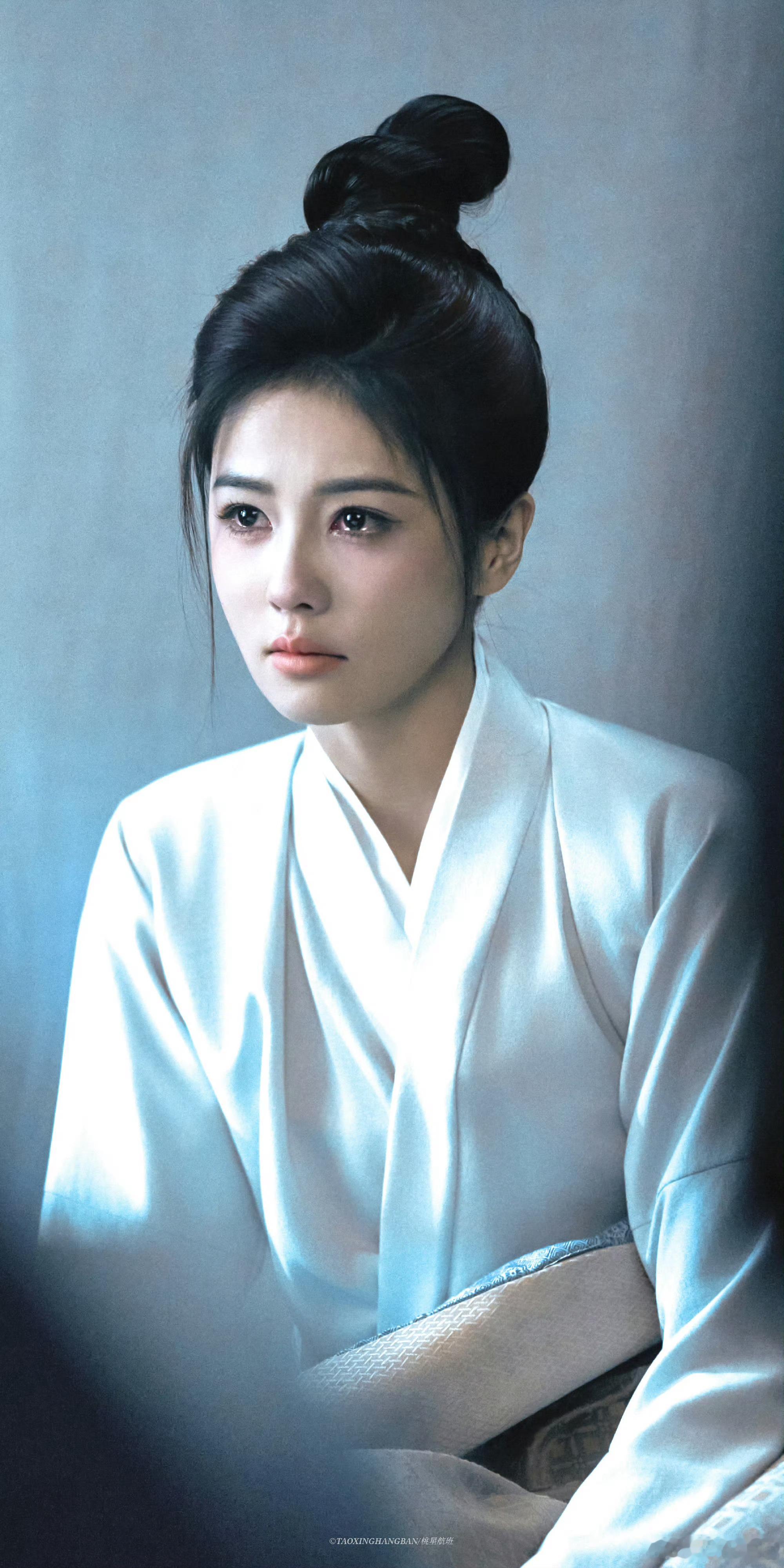 唐宫奇案之青雾风鸣 我的评分：白鹿哭戏 别人的情人节甜甜蜜蜜，我的情人节哭得稀碎