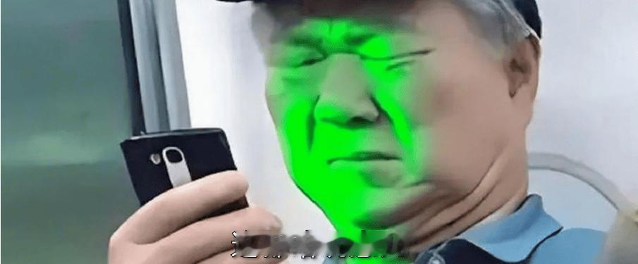 看了下外围股市，日股没怎么跌，咱们台股也没怎么跌，港股收盘是上涨的，欧洲开盘更是