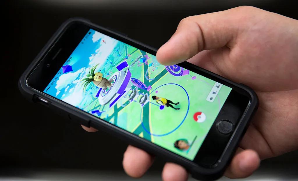 打着全地图捕捉宝可梦的旗号，让全球Pokémon GO玩家九年里上传了300亿张