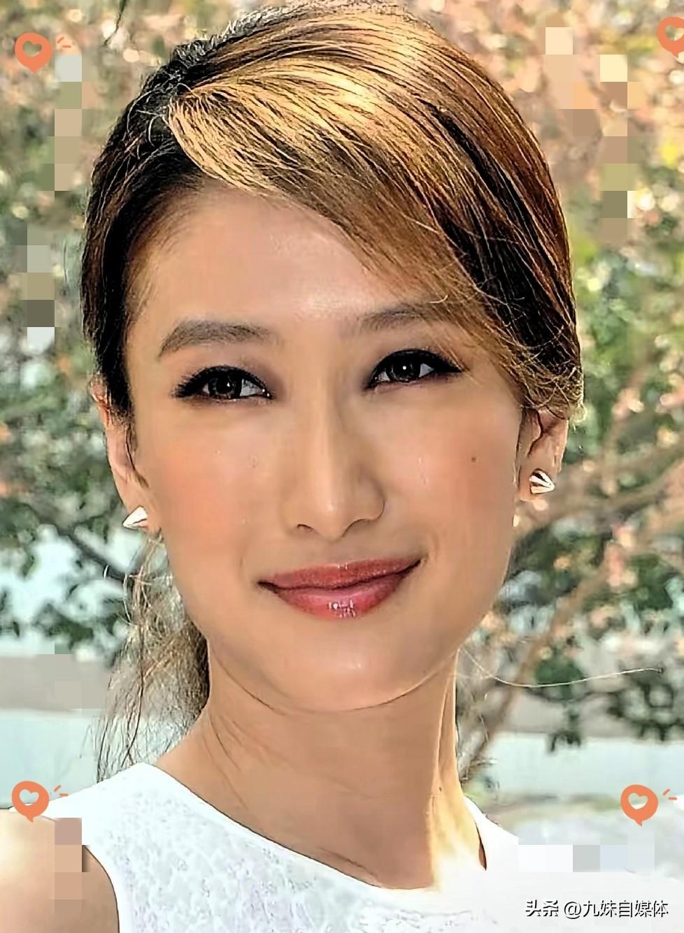 谢婷婷的痛，是隔着太平洋的。
​接到父亲谢贤去世的消息时，她在加拿大，过着和香港