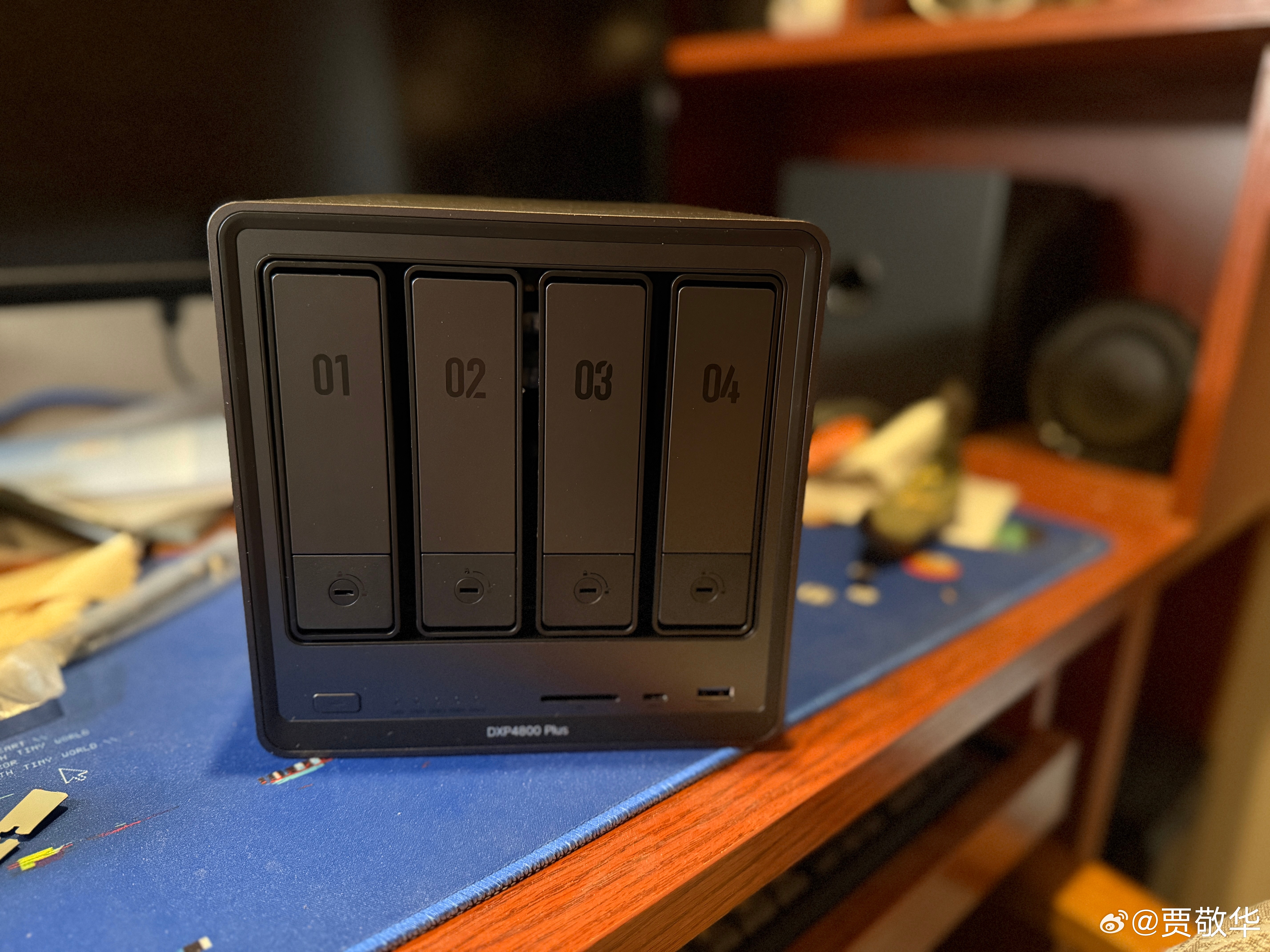 前几天买的NAS服务器到了，结果忘记买硬盘了，我这脑子。看了下硬盘的价格，涨了很