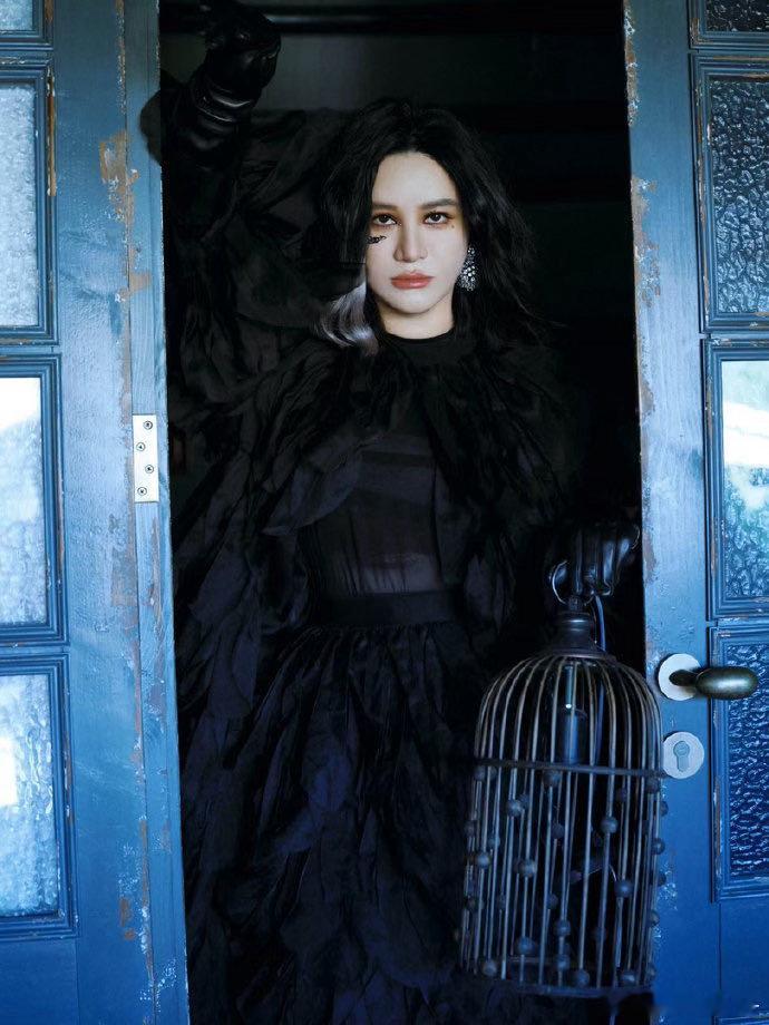 尚雯婕让我的遗憾又多了一个 法语歌《Ma Bulle》的现场版，之前只在极少数场