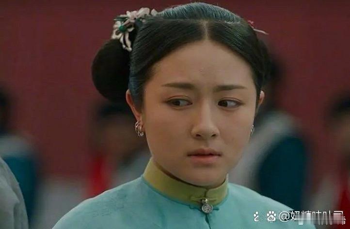李兰迪瘦下来，颜值就开了挂，《梦回大清》真的是她的黑历史。 ​​​