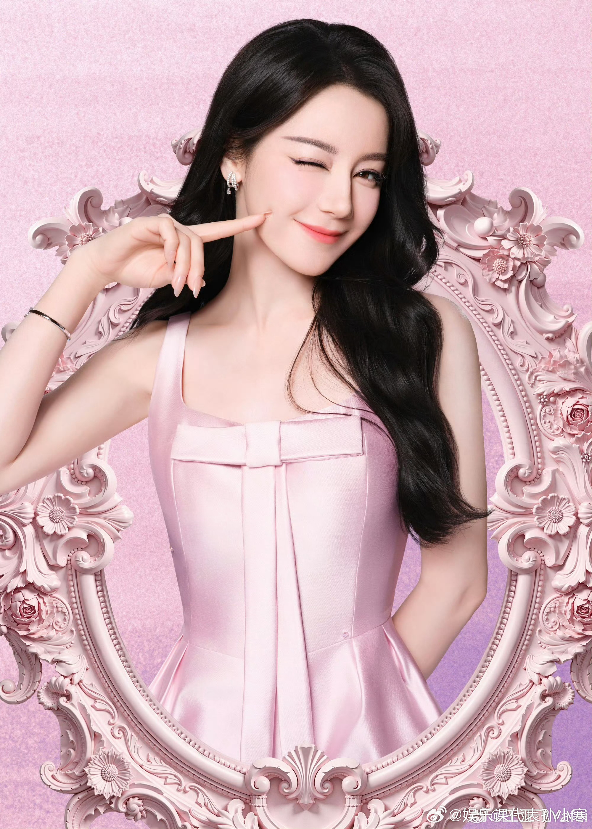 迪丽热巴洛克巴比妆xiu8️⃣8️⃣美丽克拉斯!!!!!迪丽热巴