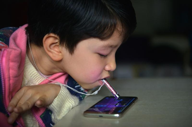 我经常安慰自己的话是“没关系，这样也可以”。生活里烦心事太多，要是事事都纠结，非