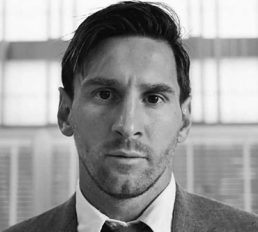 梅西早就是历史助攻王！真实数据显示普斯卡什是360次助攻！2月2日。当梅西在美职