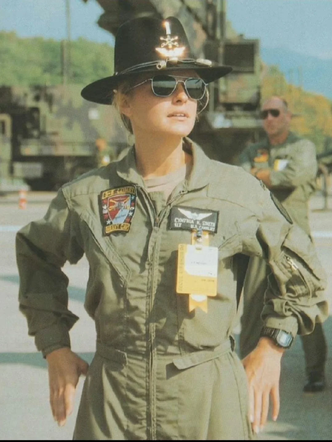 第一骑兵师的一位直升机飞行员，摄于1996年首尔航展 ​