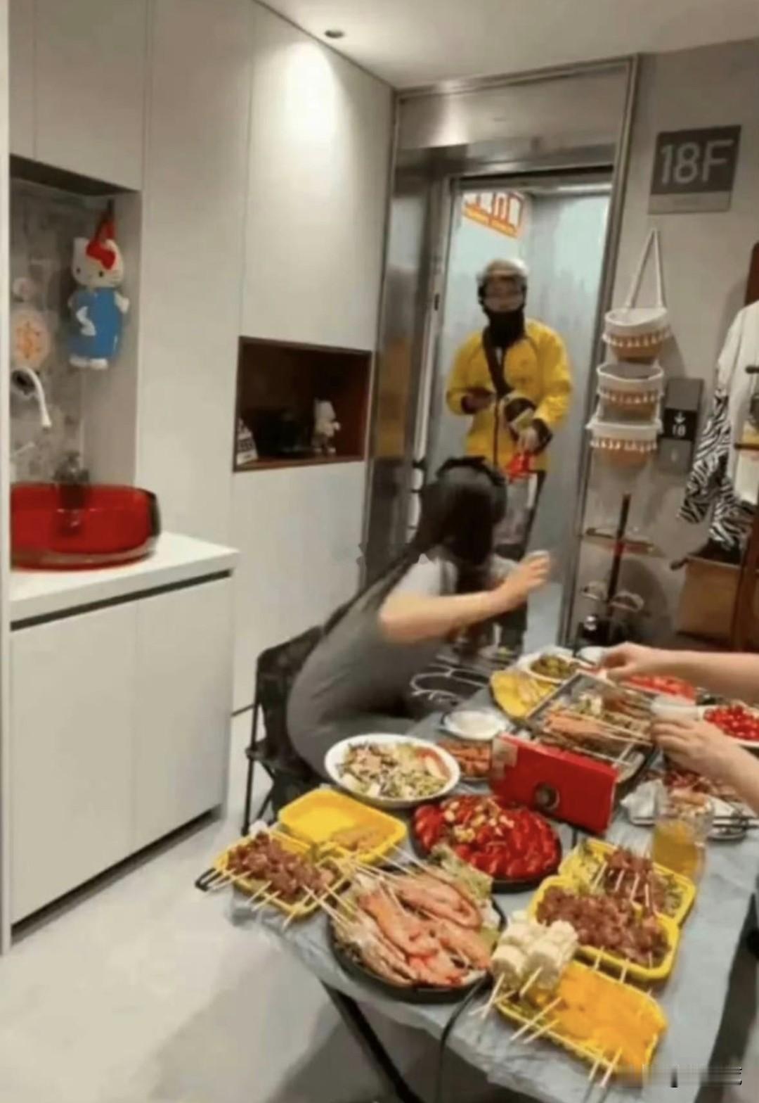 为什么总感觉这种电梯直接入户的房子一点都不安全？