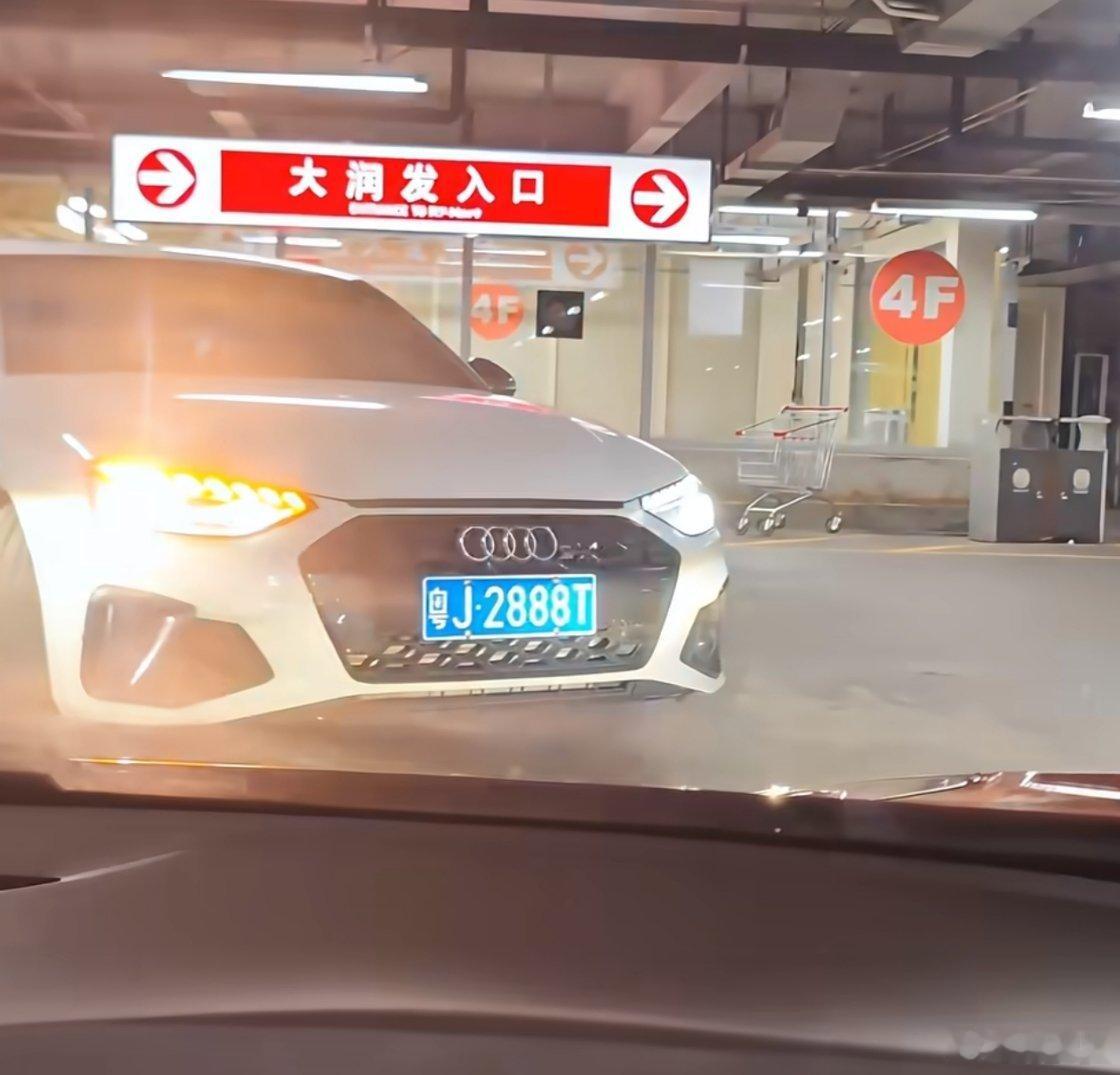 粤J2888T战绩全网可查 这台车不是曾经非常有名的广东江门战神吗？全网战绩可查