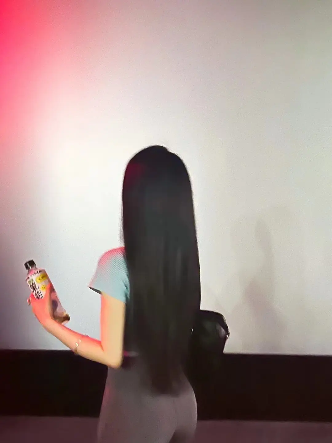 现在上岁数了 做不了讨好人格了