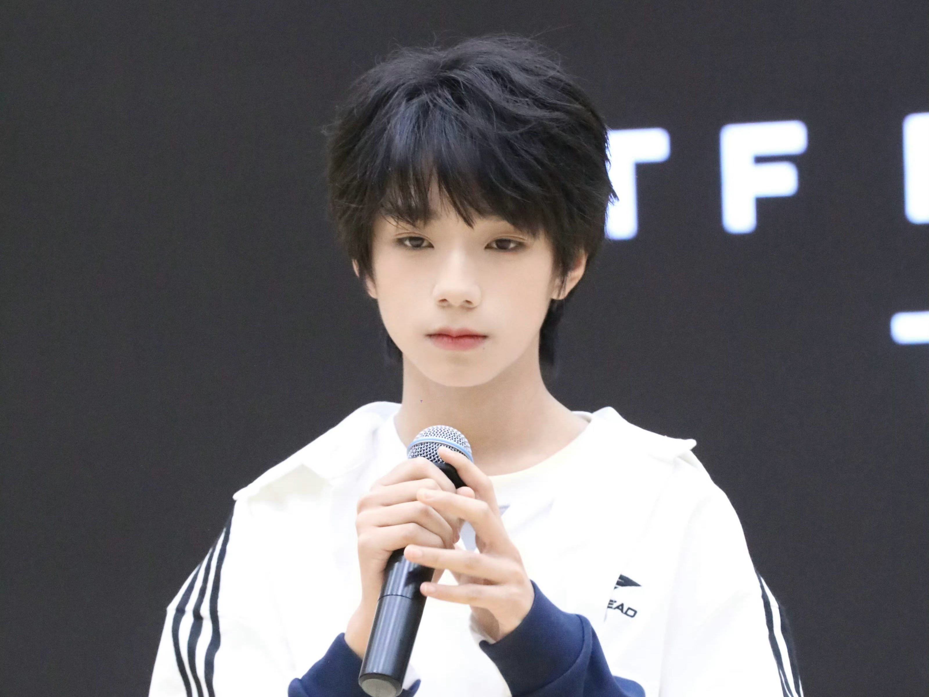 想听王橹杰单曲，想听fm108，想听王橹杰唱歌王橹杰