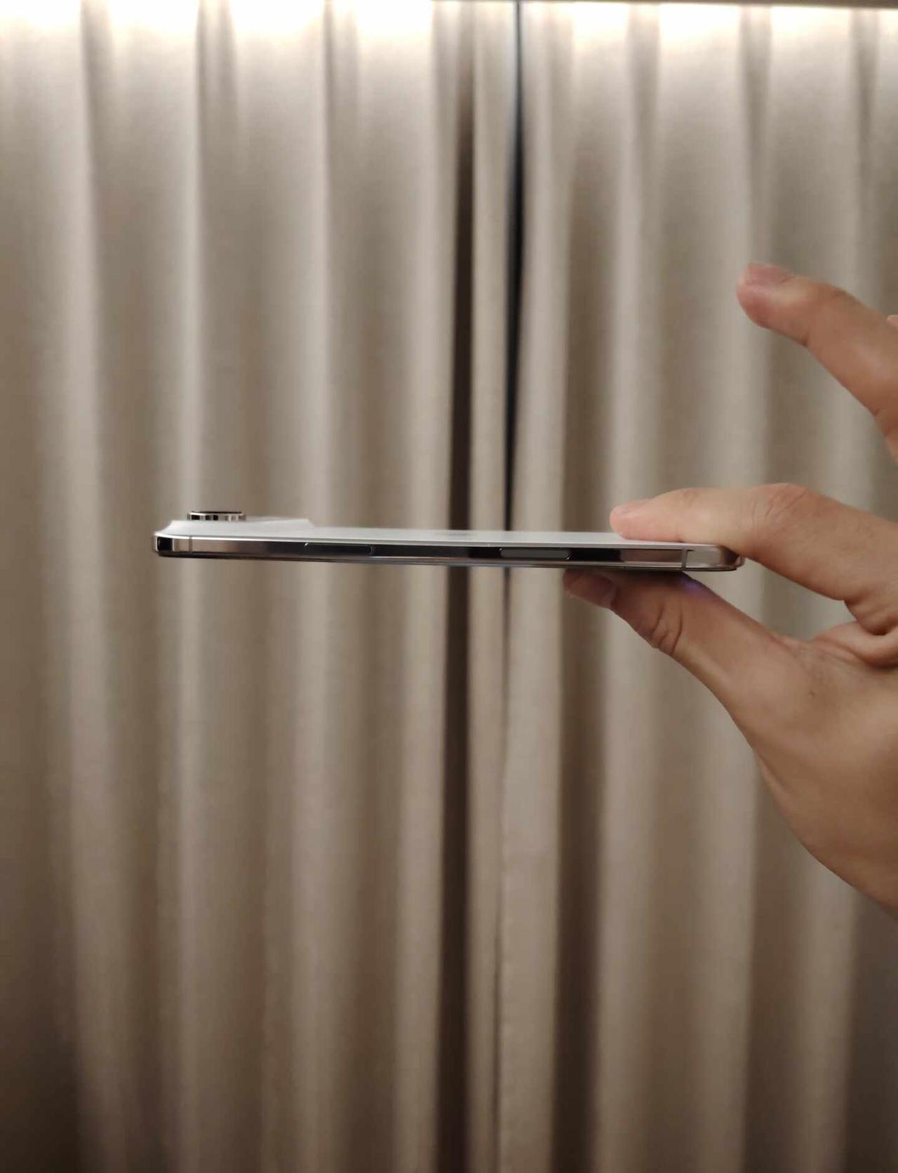 大学生郑州线下互换
iPhone air
iPhone互换
新机电池100%使用