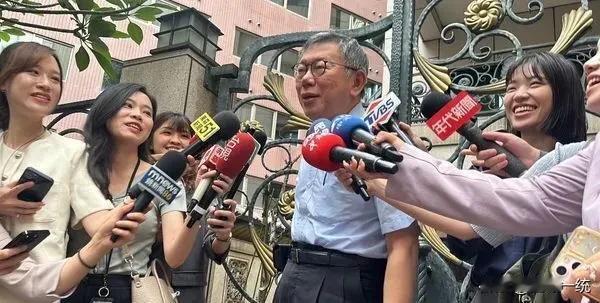 党员要求辞党主席　柯文哲避答

民众党主席柯文哲政治献金风暴持续延烧，加上430