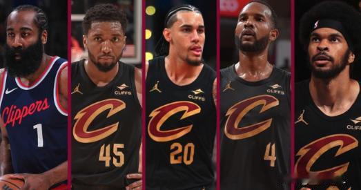 骑士豪华首发出炉，哈登带队冲冠




骑士阵容很豪华，特别是首发阵容，可以摆出