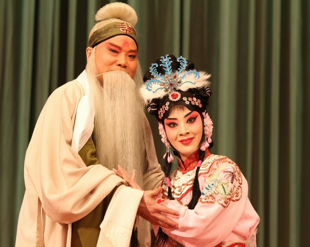 河北梆子《苏武牧羊》与汉民族的精神。
 
《苏武牧羊》是河北梆子舞台上一颗璀璨的