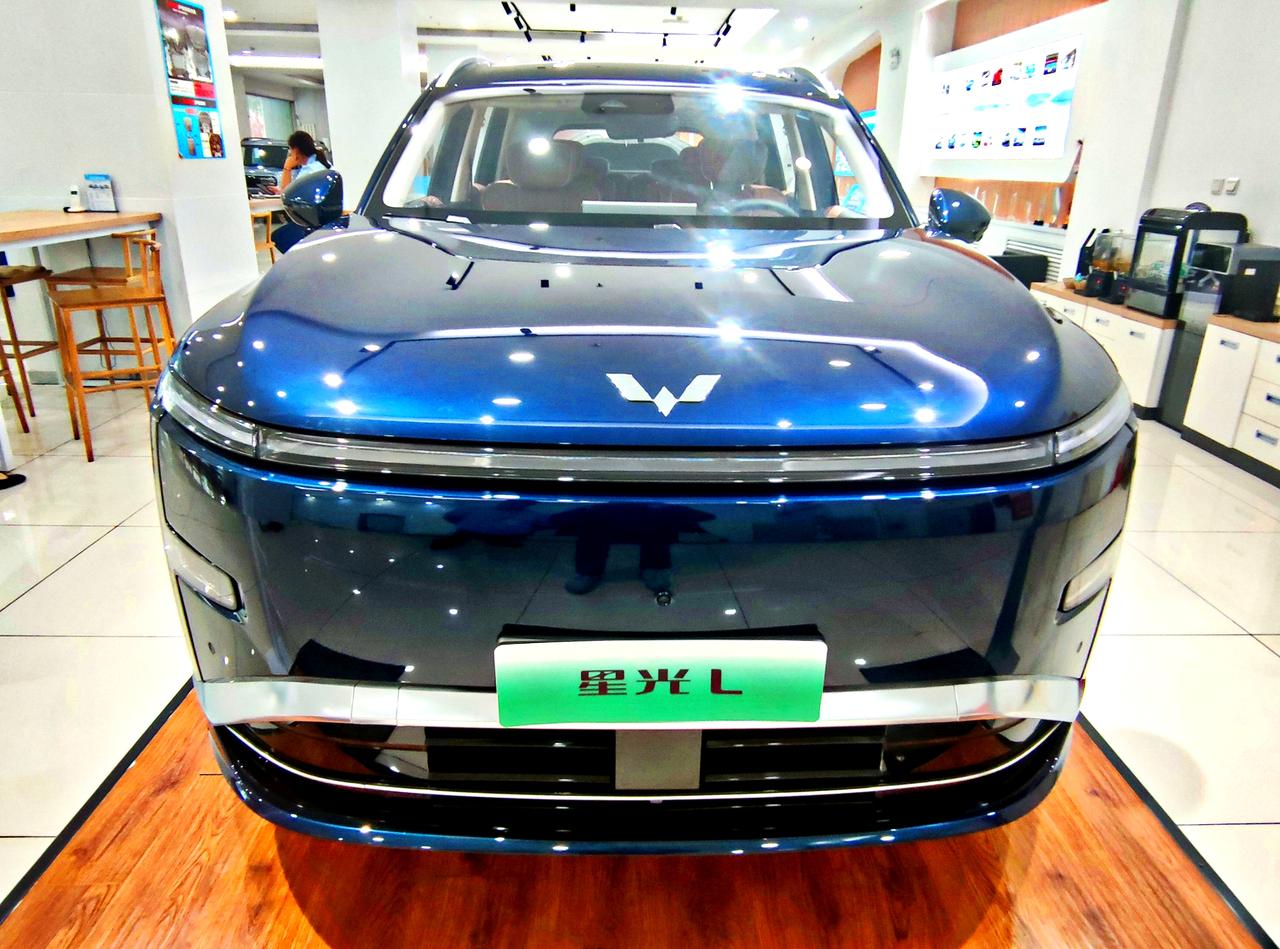 10万级大六座SUV《星光L》
   上汽通用五菱星光L，于2026年7月16日