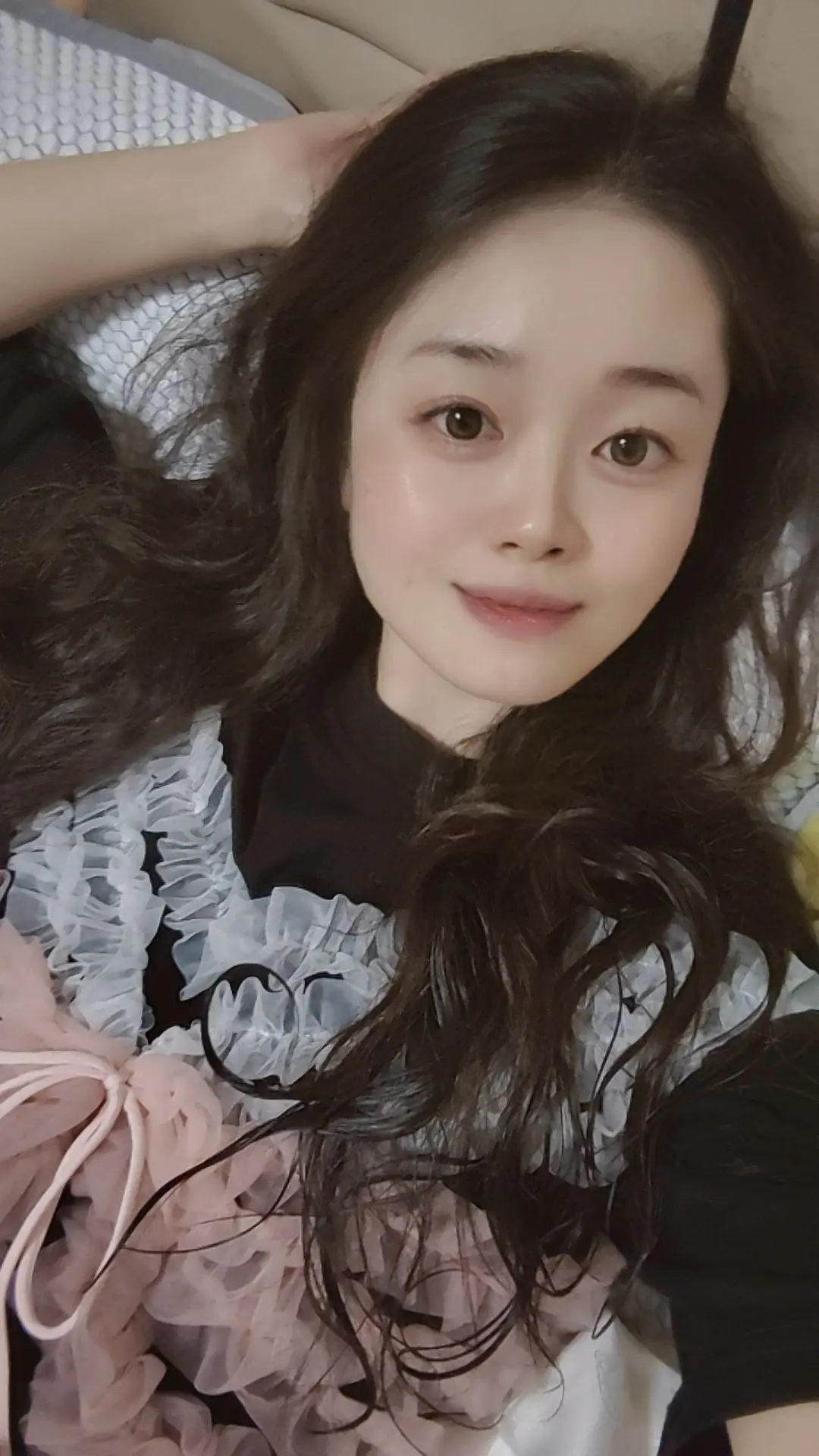 那天理智战胜了心，我再也没有回头看。我们终究只是时间的过客，即是过客...