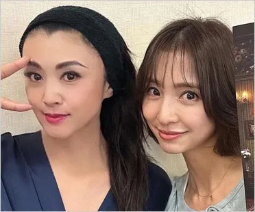 芸能事务所“某日”（SOMEDAY）宣布将于今年关闭，藤原纪香和篠田麻里子等艺人